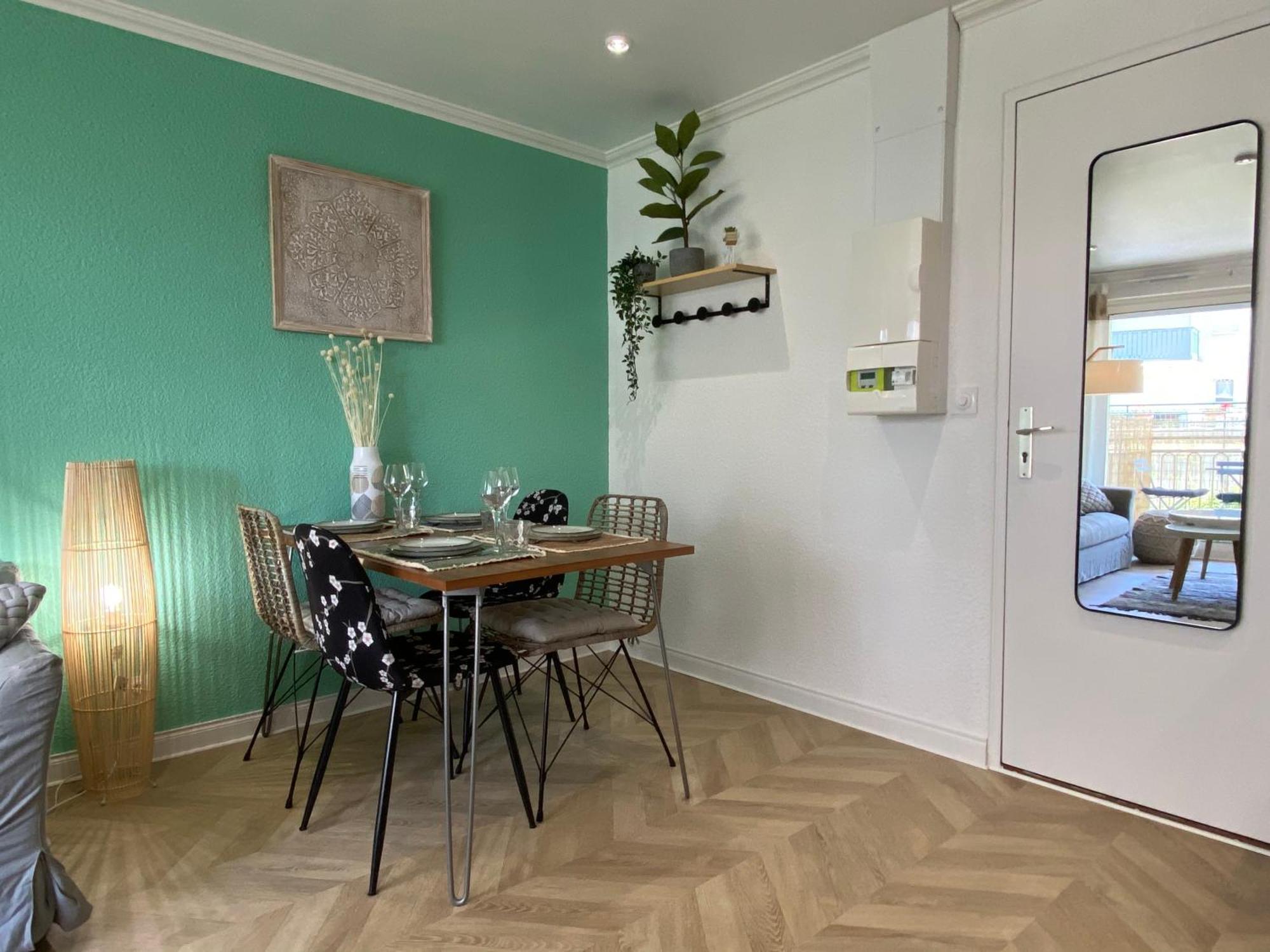 Chaleureux Deux Piece Coeur De Ville Avec Parking Prive Cabourg Ngoại thất bức ảnh